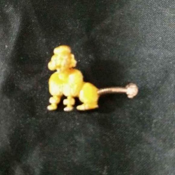 VTG PERIOD STYLE POODLE GOLD TONE/ YELLOW ENAMEL PAINT CLEAR RHINESTONE EYES - Picture 2 of 5